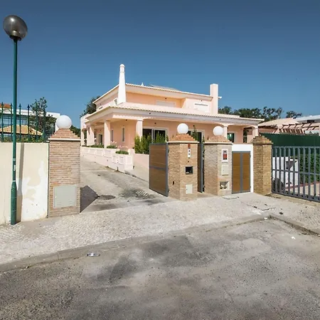 Villa V8 Bastos - Vip By Interhome *