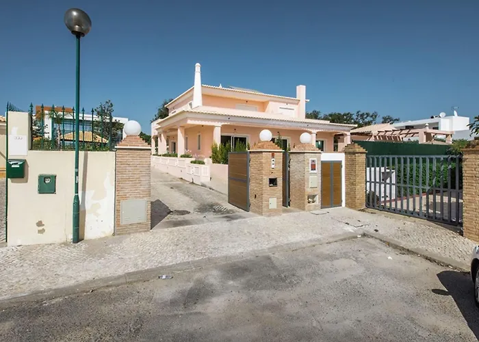 Villa V8 Bastos - Vip By Interhome *