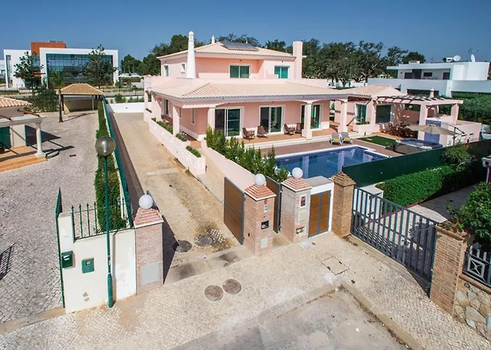 V8 Bastos - Vip By Interhome Albufeira