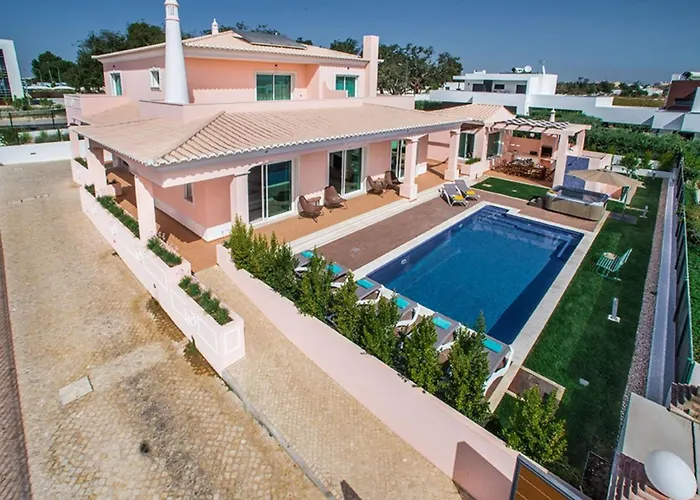 V8 Bastos - Vip By Interhome