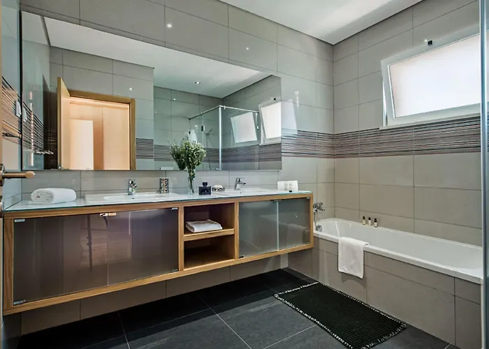 V8 Bastos - Vip By Interhome Villa *