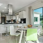 V8 Bastos - Vip By Interhome Albufeira