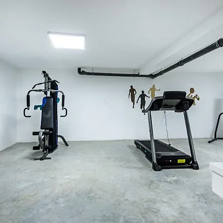 V8 Bastos - Vip By Interhome Villa *